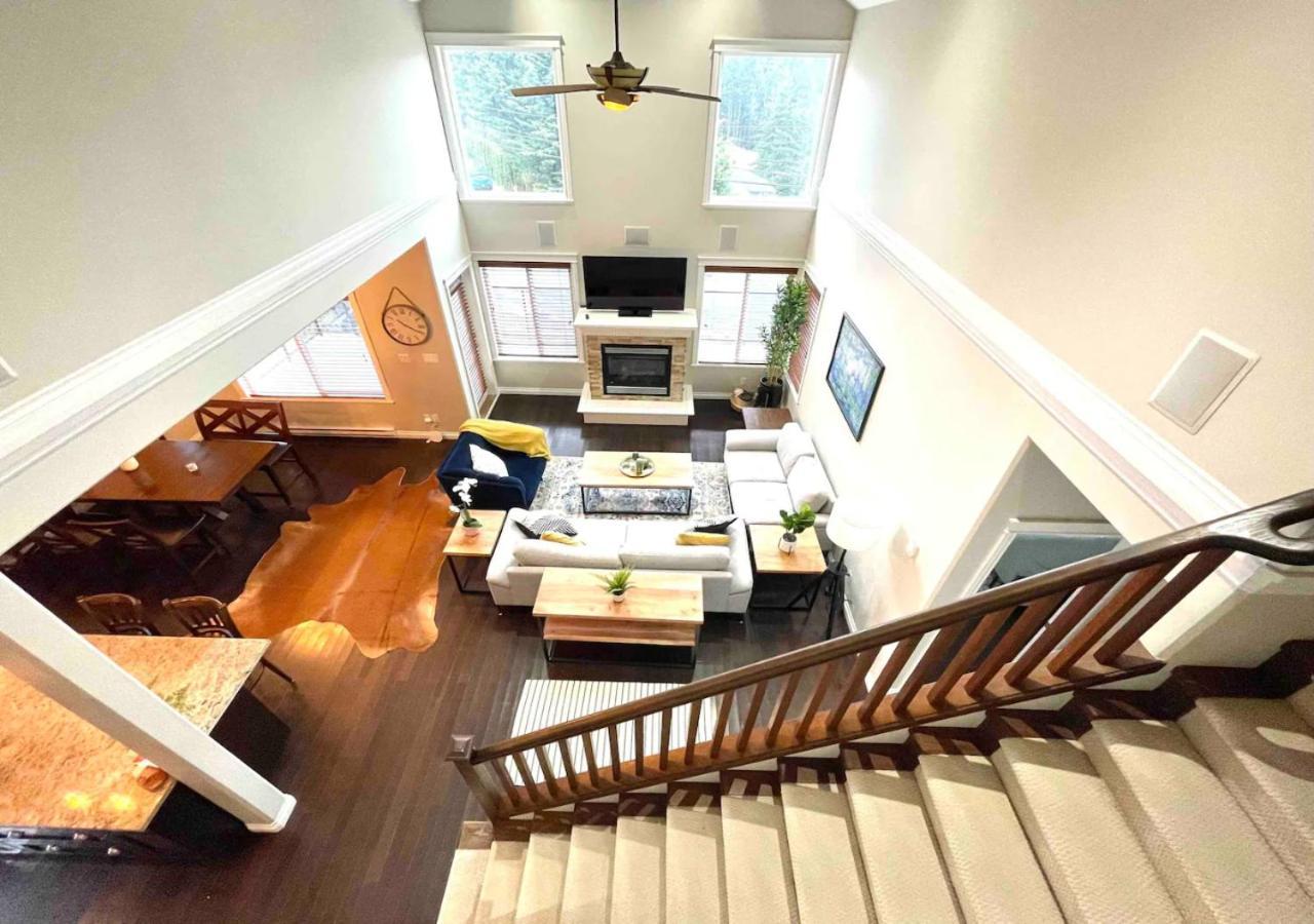 Bellamy Manor Large Home With 5Beds! In Langford Victoria Exteriör bild